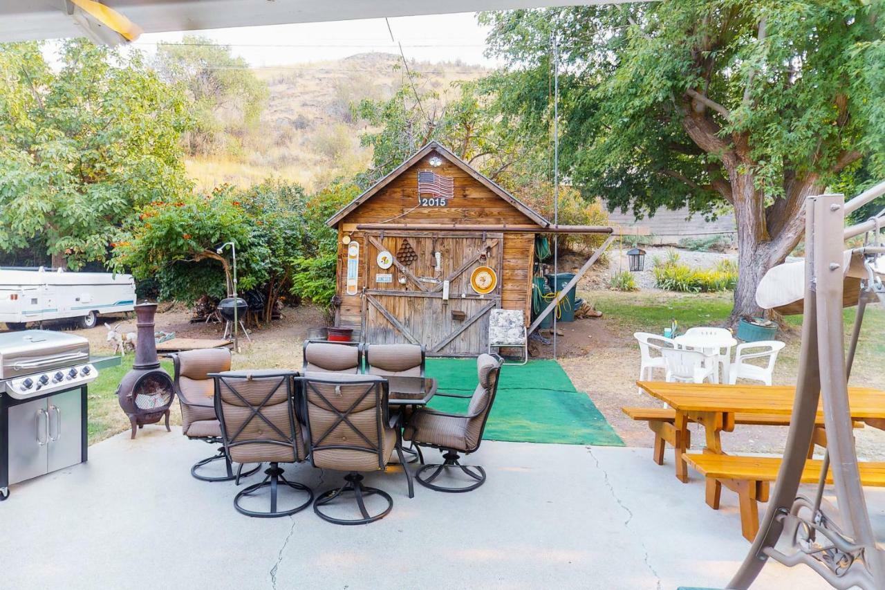 Chelan Chalet Villa Lakeside Exterior photo