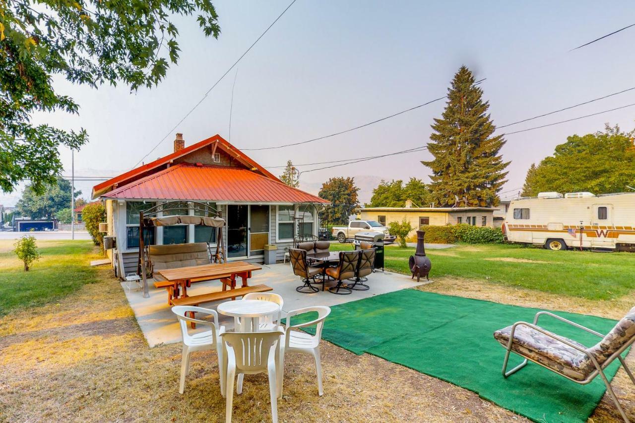 Chelan Chalet Villa Lakeside Exterior photo